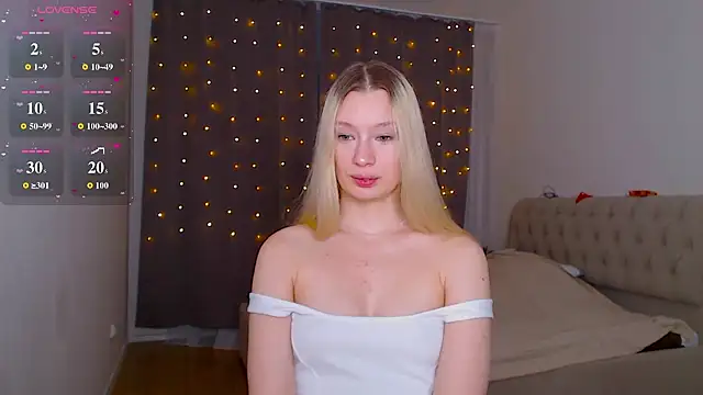 heyblondy's Live XXX Chat