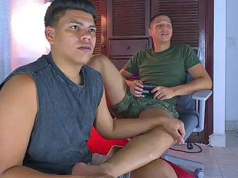 عرض كام AXIMO_HOT_DUO