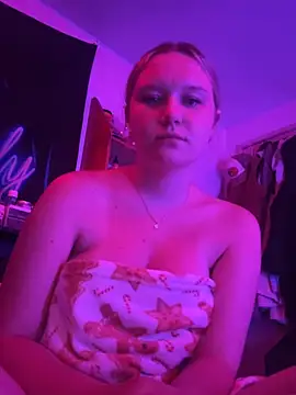 itssmequinn's Webcam Show