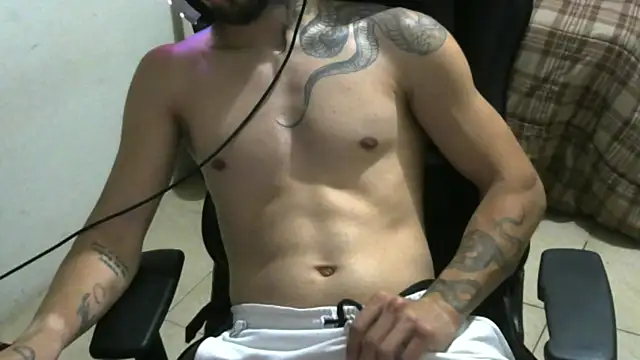 CallmeLeonOnly Webcamshow