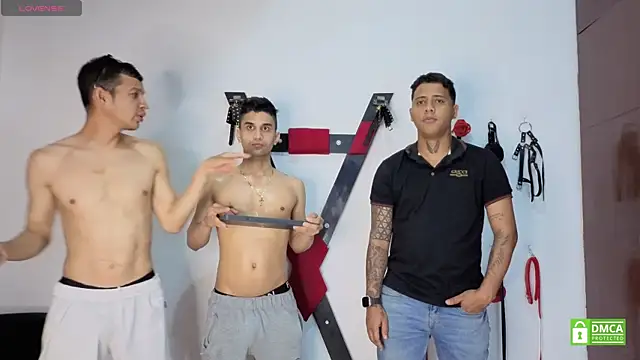 EliteBoysLiven Webbikameraesitys