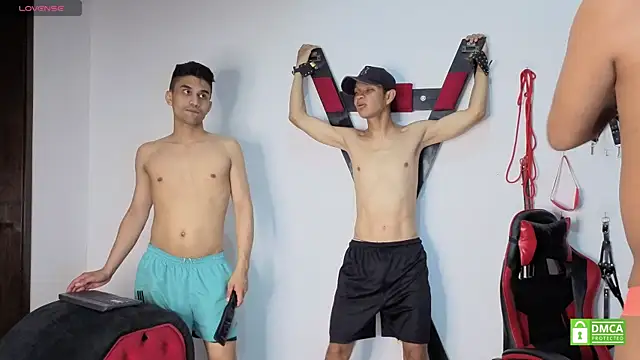 EliteBoysLiven Webbikameraesitys