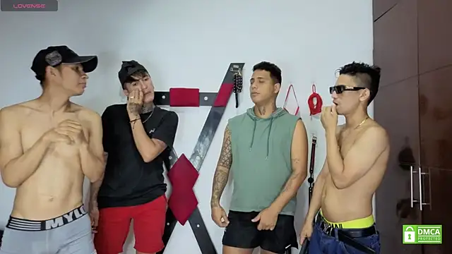 EliteBoysLive Webcam-Show