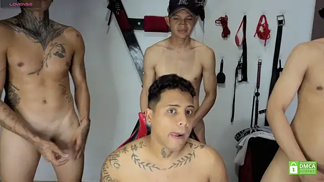 EliteBoysLive Webcam-Show
