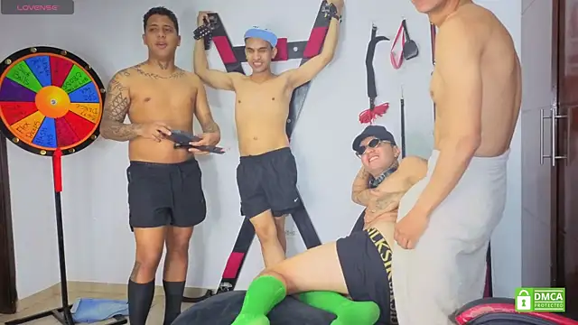 הופעת וובקאם של EliteBoysLive