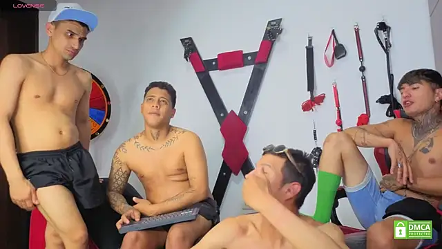 EliteBoysLive Show in webcam