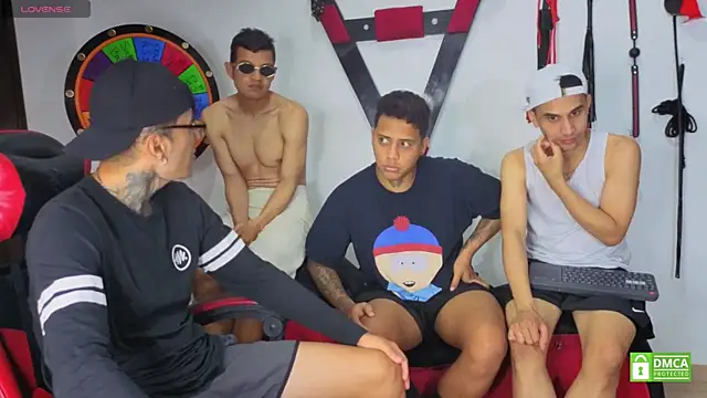 EliteBoysLive Show in webcam