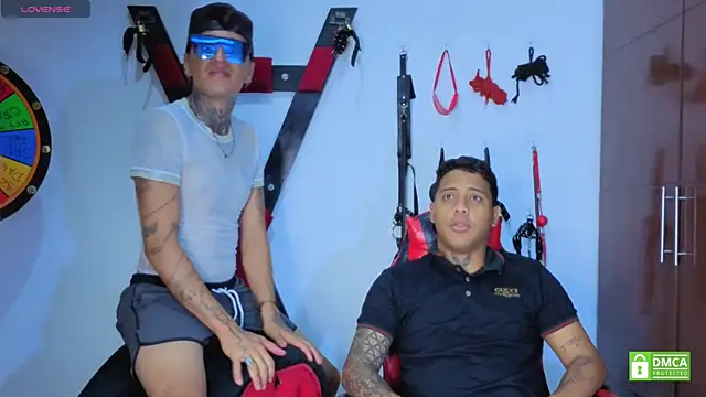EliteBoysLiven Webbikameraesitys