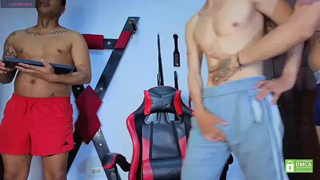 EliteBoysLiven Webbikameraesitys