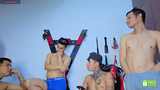 EliteBoysLive Webcamshow