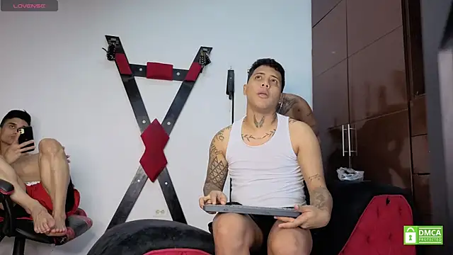EliteBoysLive: вебкам-шоу
