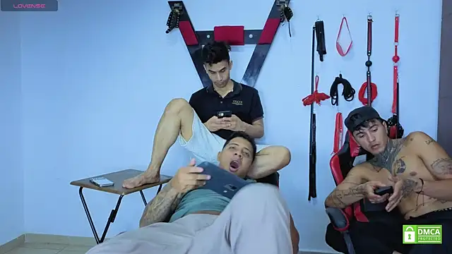 EliteBoysLive – webcam-show