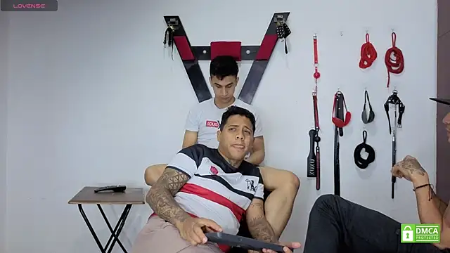 EliteBoysLive Webcam-Show