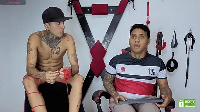 הופעת וובקאם של EliteBoysLive