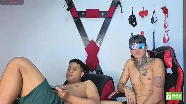 EliteBoysLive Webcam-Show