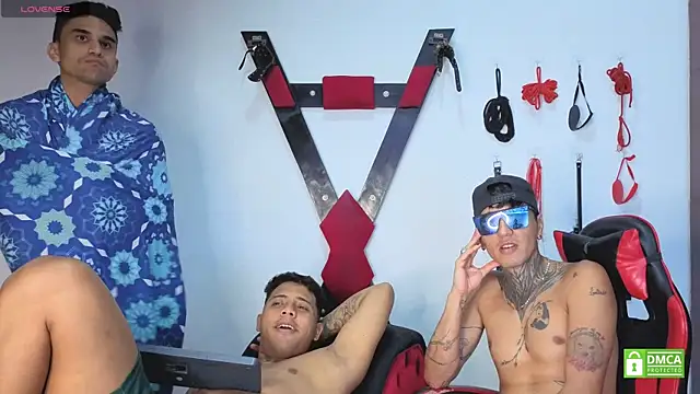 הופעת וובקאם של EliteBoysLive