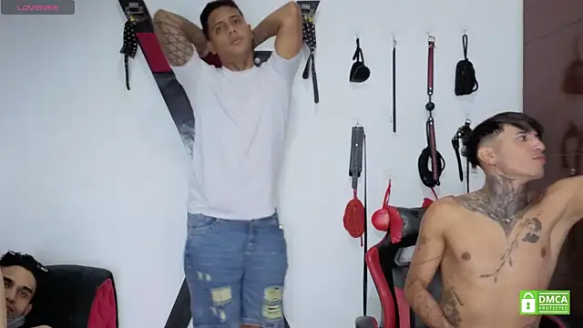 EliteBoysLive Шоу с уебкамера