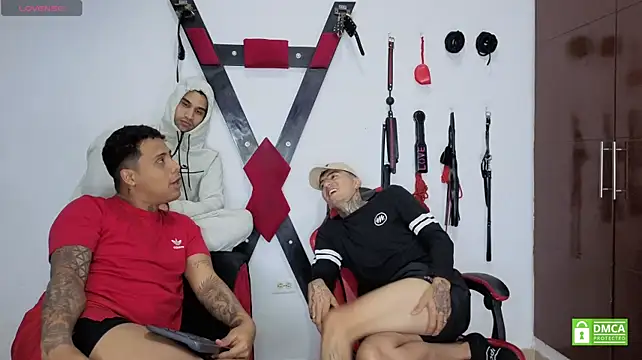 EliteBoysLive Webcamshow