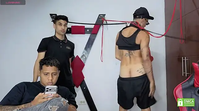 EliteBoysLiveのウェブカメラショー