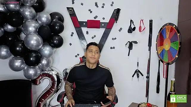 Pokazy przed kamerką – EliteBoysLive