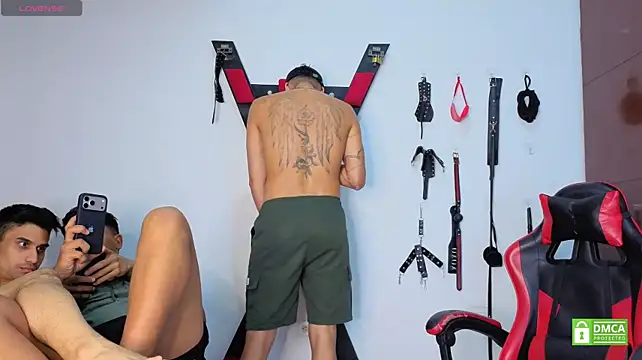 EliteBoysLive: вебкам-шоу