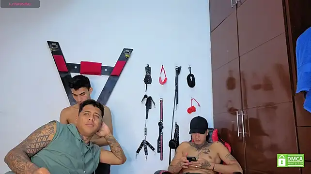 EliteBoysLive Webcam Show