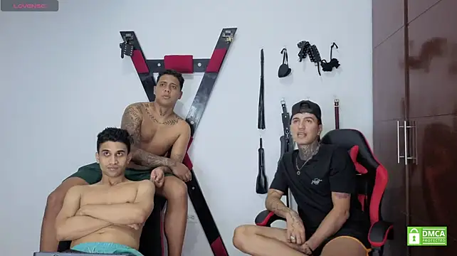 EliteBoysLiven Webbikameraesitys