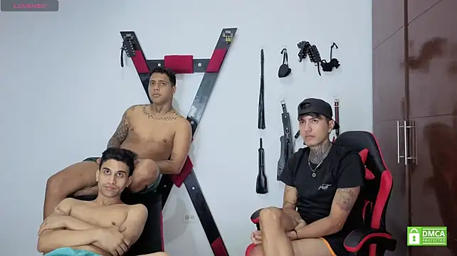 EliteBoysLive Webcamshow