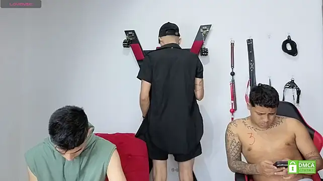 EliteBoysLive Шоу с уебкамера