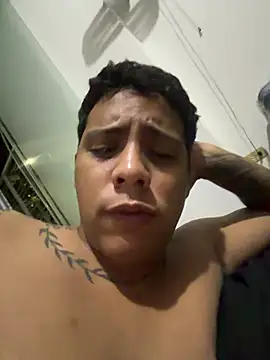 EliteBoysLive 在線直播表演