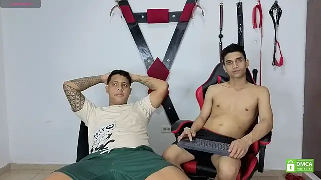 EliteBoysLive Шоу с уебкамера