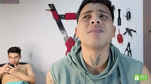 EliteBoysLiven Webbikameraesitys