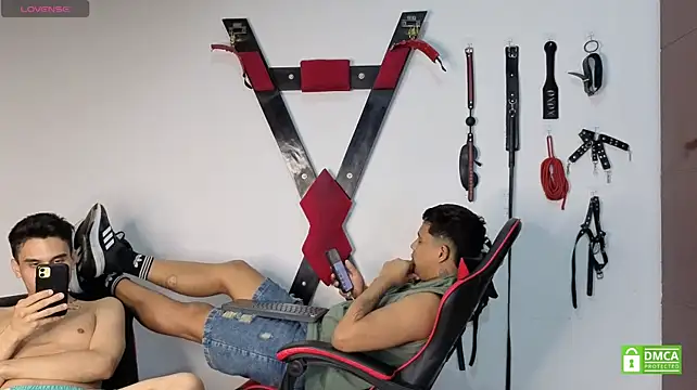 הופעת וובקאם של EliteBoysLive