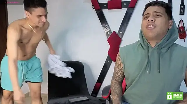 EliteBoysLive Webcam-Show