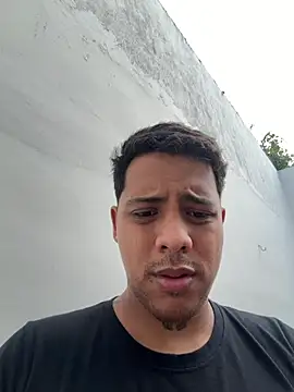Show modela EliteBoysLive na web-kameri