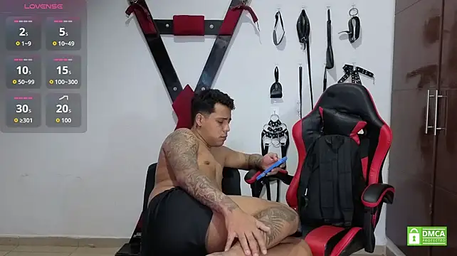 EliteBoysLive Pertunjukan Webcam