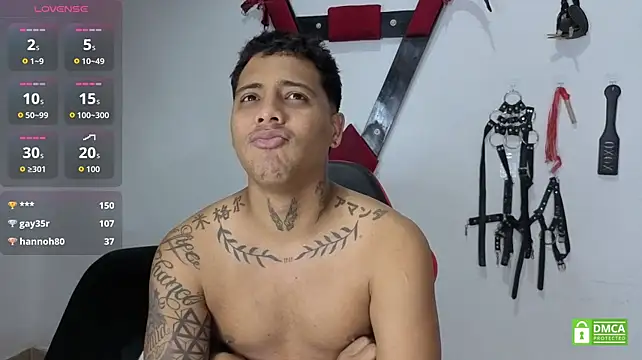 EliteBoysLive Webcam-Show