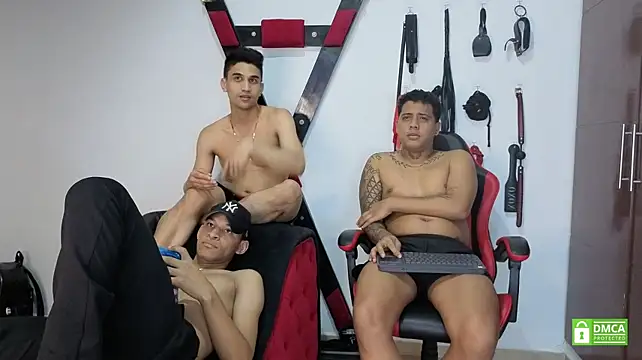 EliteBoysLive webkamerás műsora