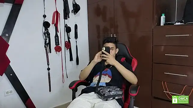 EliteBoysLiven Webbikameraesitys