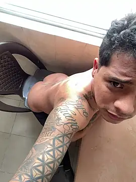 EliteBoysLive Webcam-Show