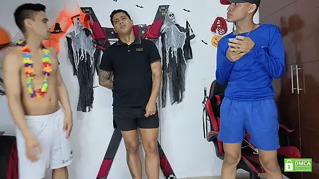 EliteBoysLive: διαδικτυακό σόου στην κάμερα
