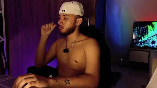 Pokazy przed kamerką – Ryan_Miller111