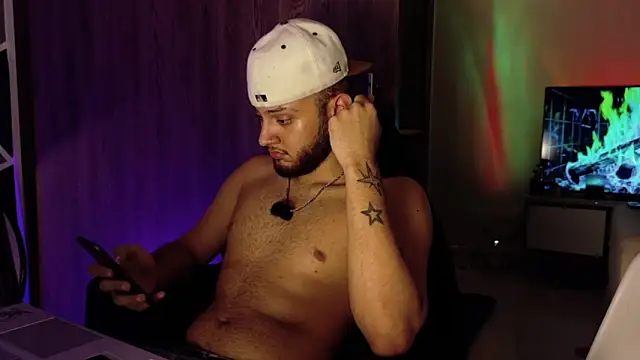 Ryan_Miller111's Webcam Show
