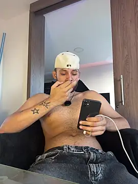 Show Webcam de Ryan_Miller111