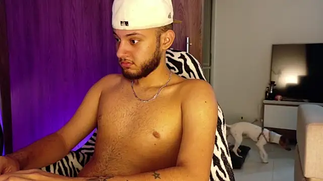 Ryan_Miller111 Show in webcam