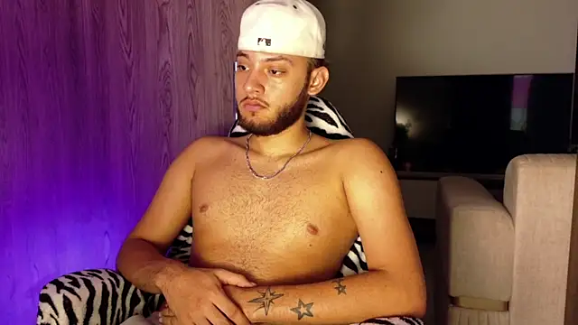 Pokazy przed kamerką – Ryan_Miller111