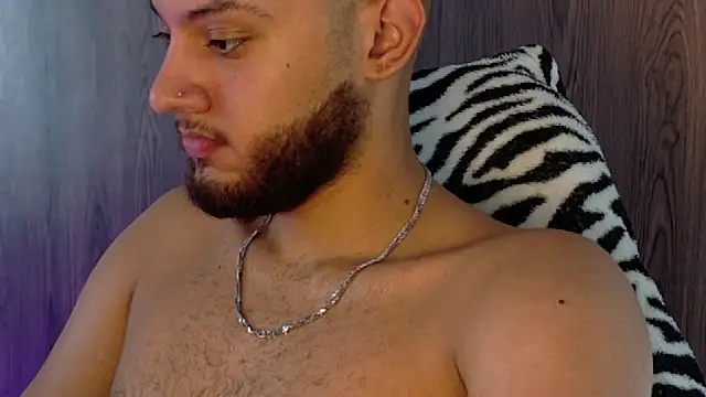 Show de Ryan_Miller111 na webcam