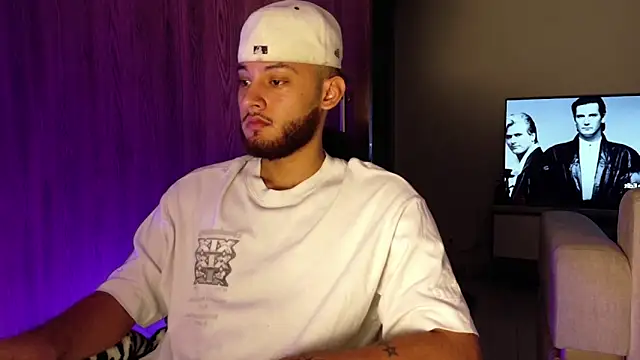 Ryan_Miller111 Webcam-Show