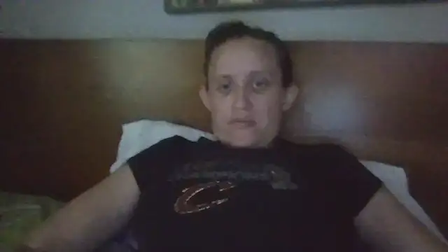 Pertunjukan Kamera Web Jenonthecock