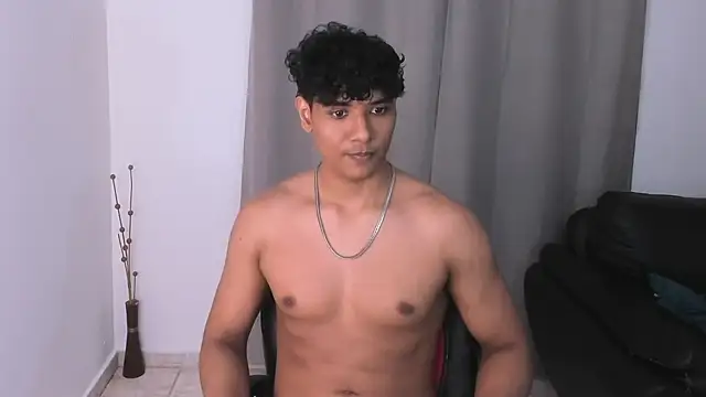 Logan_jake Adlı Modelin Web Kamerası Şovu